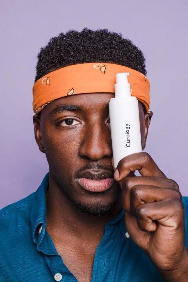 Quel est le meilleur moment pour appliquer un soin anti-âge de nuit?